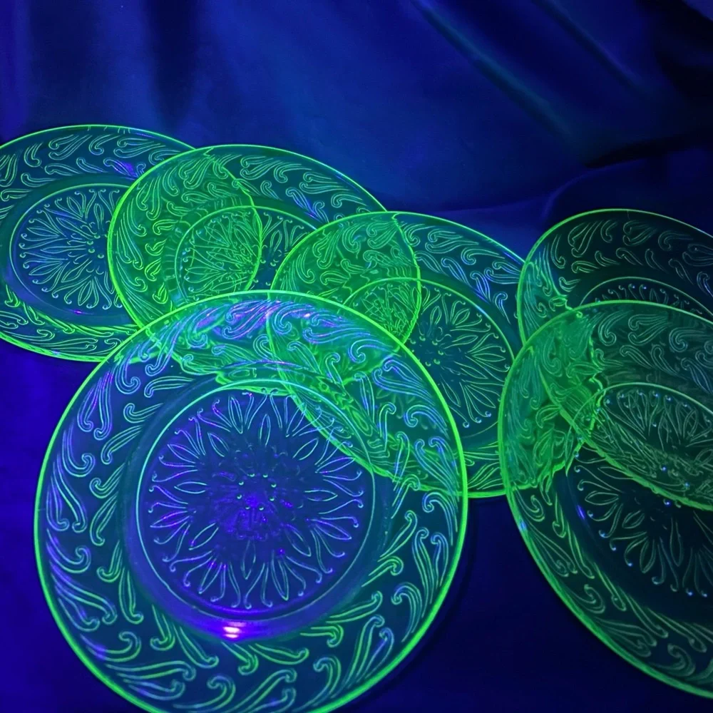 Vintage Uranium Vaseline Depression Green Glass Scrolled Plates-Set of 6